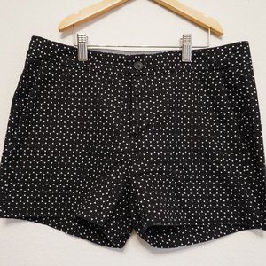 Banana Republic Black and White Hampton Fit Shorts - Size 4